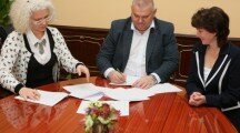 Hejtman podepsal dohodu pro zvýšení zaměstnanosti Hejtman podepsal dohodu pro zvýšení zaměstnanosti